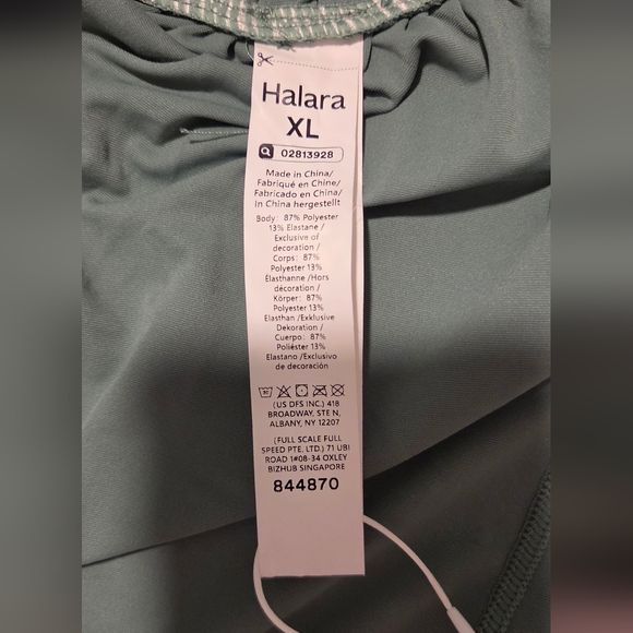 Halara Round Neck Racerback Ruched Yoga Tank Top - Picture 5 of 10